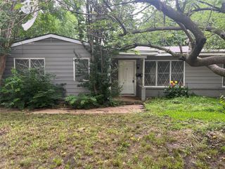 128 Vandenburg Drive A, Denison, TX 75020