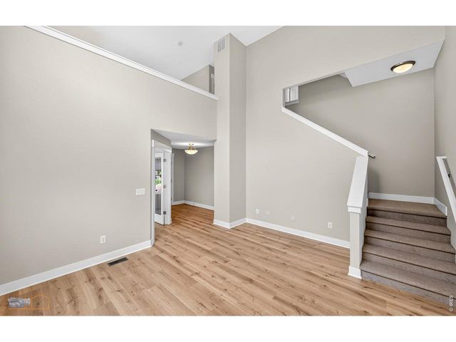 574 Indian Peaks Trl W, Lafayette, CO 80026