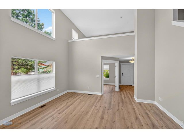 574 Indian Peaks Trl W, Lafayette, CO 80026