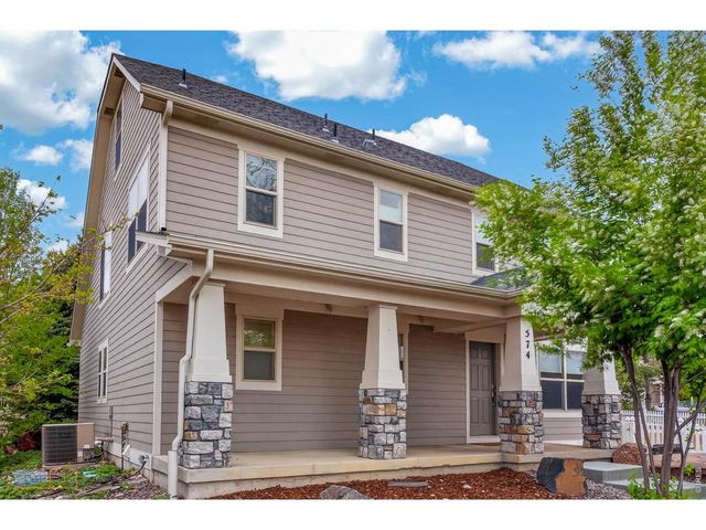 574 Indian Peaks Trl W, Lafayette, CO 80026