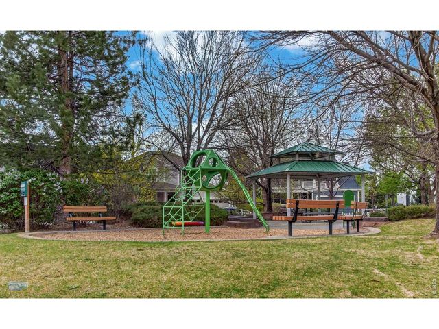 574 Indian Peaks Trl W, Lafayette, CO 80026