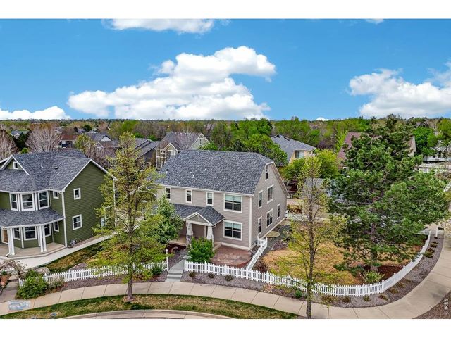 574 Indian Peaks Trl W, Lafayette, CO 80026