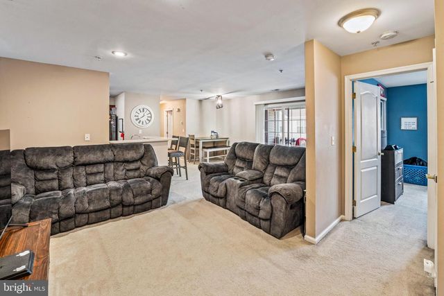 115 LIONHEART LN, West Deptford, NJ 08086