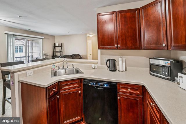 115 LIONHEART LN, West Deptford, NJ 08086