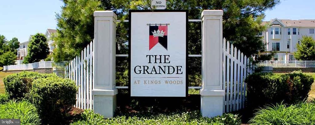 115 LIONHEART LN, West Deptford, NJ 08086