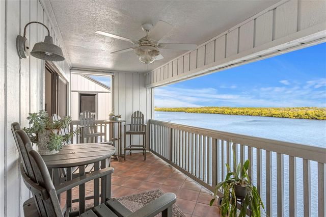817 BAHIA DEL SOL DRIVE 40, Ruskin, FL 33570