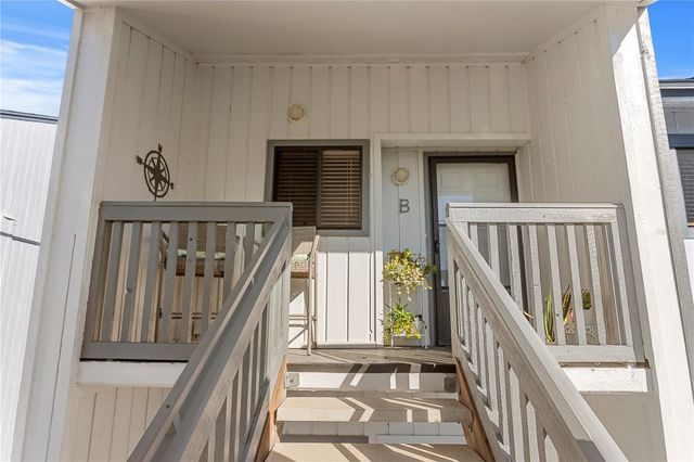 817 BAHIA DEL SOL DRIVE 40, Ruskin, FL 33570