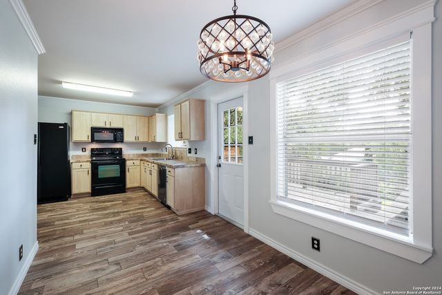 8010 SANTA CATALINA, San Antonio, TX 78250