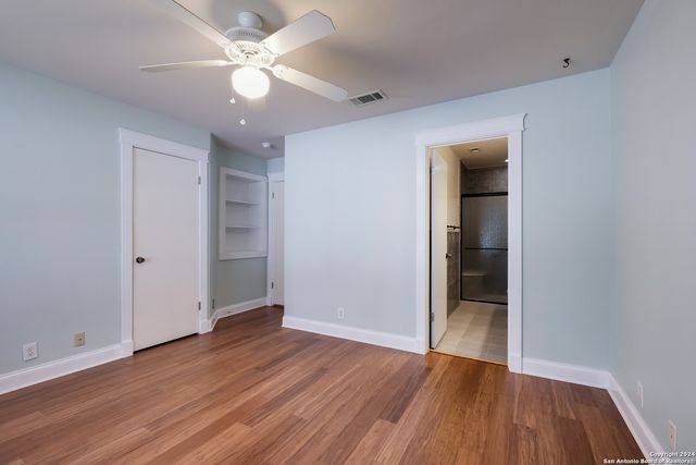 8010 SANTA CATALINA, San Antonio, TX 78250