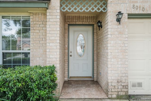 8010 SANTA CATALINA, San Antonio, TX 78250