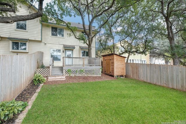 8010 SANTA CATALINA, San Antonio, TX 78250