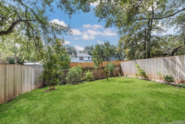 8010 SANTA CATALINA, San Antonio, TX 78250