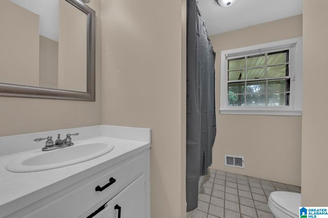 1332 4TH WAY NW, Center Point, AL 35215