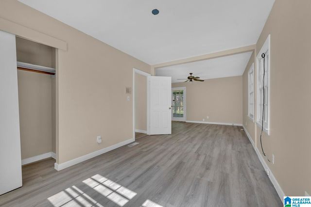 1332 4TH WAY NW, Center Point, AL 35215