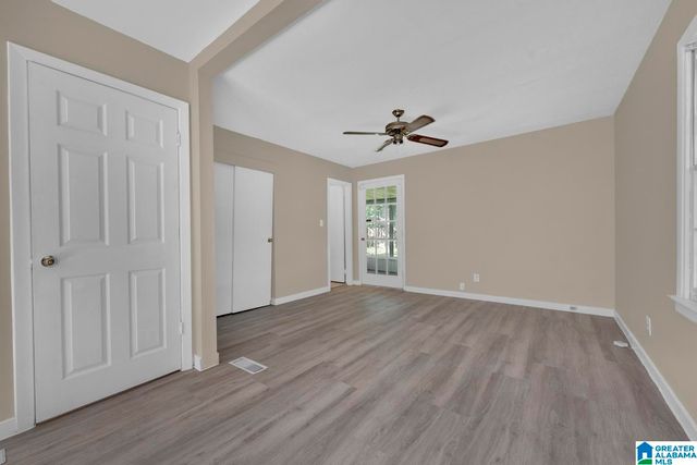 1332 4TH WAY NW, Center Point, AL 35215