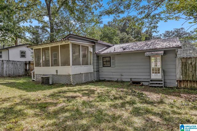 1332 4TH WAY NW, Center Point, AL 35215