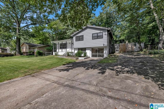 1332 4TH WAY NW, Center Point, AL 35215