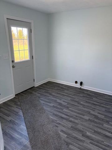 7785 Saddlebag Lake Road, Lake Odessa, MI 48849