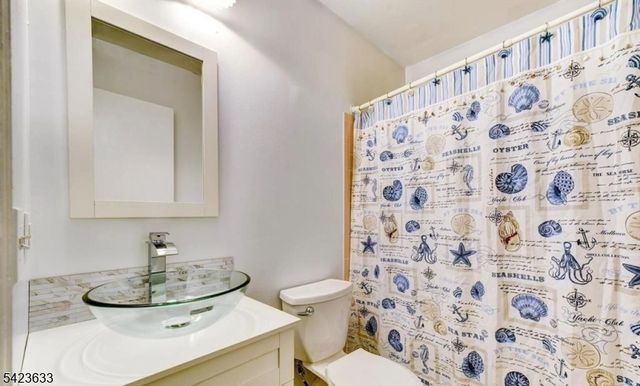 115 Salem Rd, North Brunswick Twp., NJ 08902