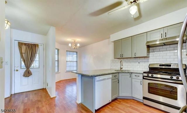 115 Salem Rd, North Brunswick Twp., NJ 08902