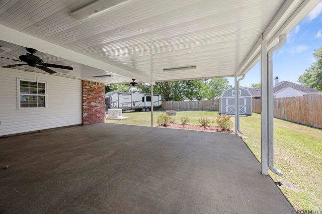 10288 Carter Hills Ave, Denham Springs, LA 70726