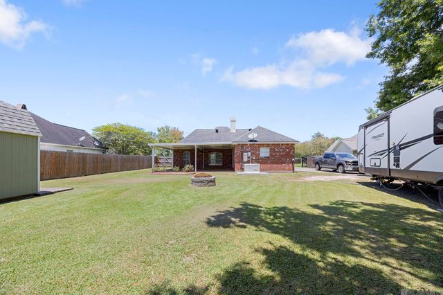 10288 Carter Hills Ave, Denham Springs, LA 70726