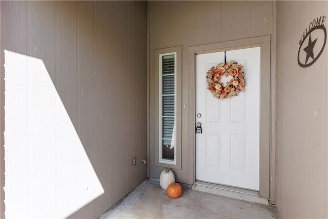 2012 Westwood Dr, Portland, TX 78374