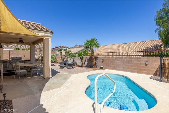 176 Ridge Crossing Avenue, Henderson, NV 89002