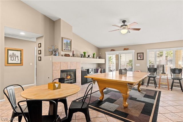 176 Ridge Crossing Avenue, Henderson, NV 89002