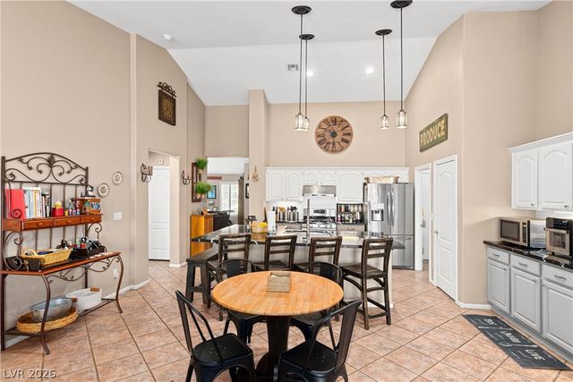 176 Ridge Crossing Avenue, Henderson, NV 89002