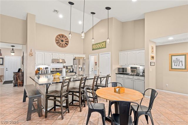 176 Ridge Crossing Avenue, Henderson, NV 89002