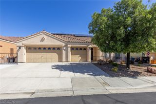 176 Ridge Crossing Avenue, Henderson, NV 89002
