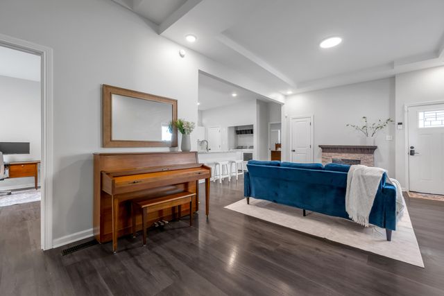 349 E Third Street, Lexington, KY 40508