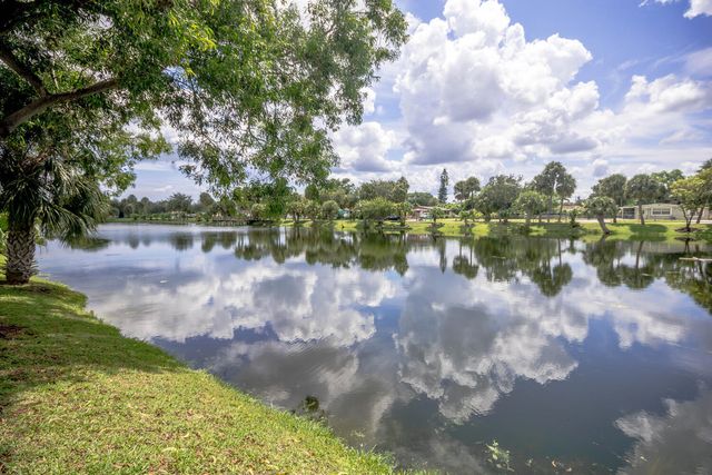 711 Lori Drive 408, Palm Springs, FL 33461