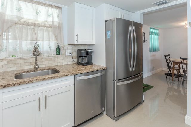 711 Lori Drive 408, Palm Springs, FL 33461