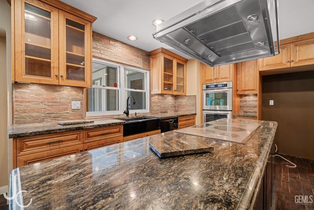 12139 Cattle King Drive, Bakersfield, CA 93306