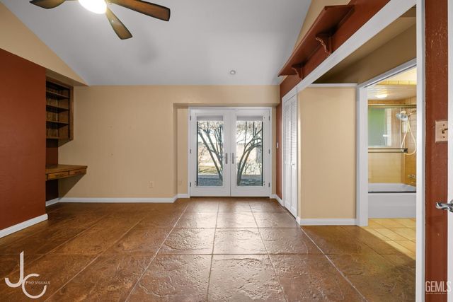 12139 Cattle King Drive, Bakersfield, CA 93306