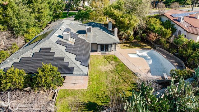 12139 Cattle King Drive, Bakersfield, CA 93306