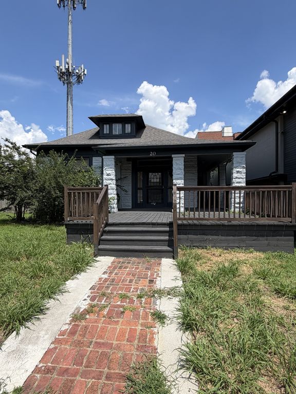 20 Academy Pl, Nashville, TN 37210