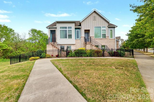 2007 Statesville Avenue, Charlotte, NC 28206