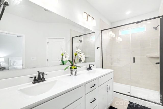 2007 Statesville Avenue, Charlotte, NC 28206