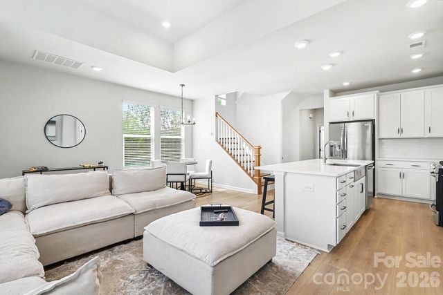 2007 Statesville Avenue, Charlotte, NC 28206