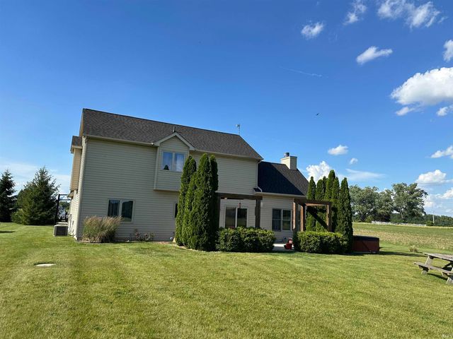 5520 S Meridian Road, Pleasant Lake, IN 46779