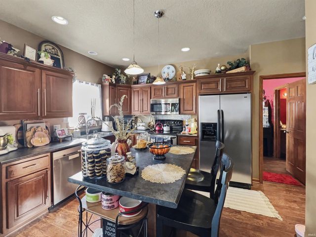 5520 S Meridian Road, Pleasant Lake, IN 46779