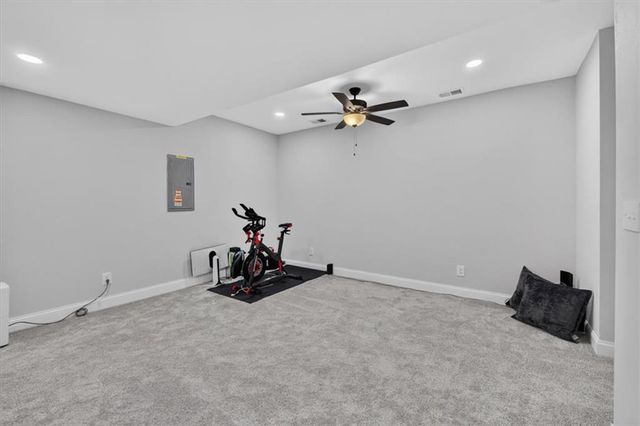 27403 E Cedar Grove Drive, Lee's Summit, MO 64086