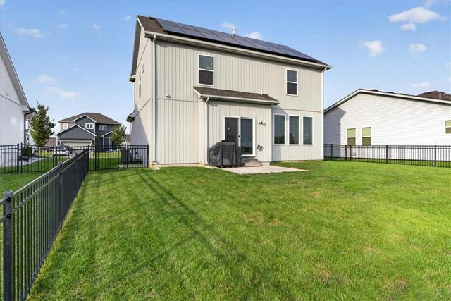 27403 E Cedar Grove Drive, Lee's Summit, MO 64086