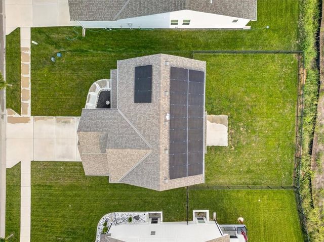 27403 E Cedar Grove Drive, Lee's Summit, MO 64086