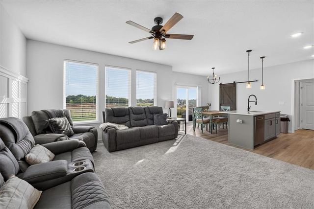 27403 E Cedar Grove Drive, Lee's Summit, MO 64086
