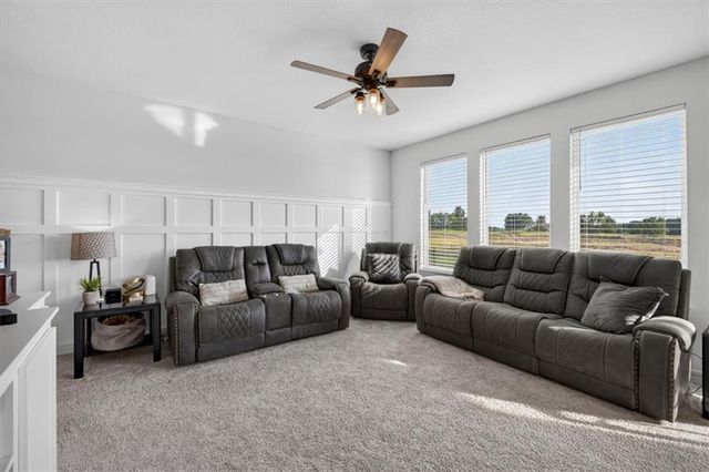 27403 E Cedar Grove Drive, Lee's Summit, MO 64086