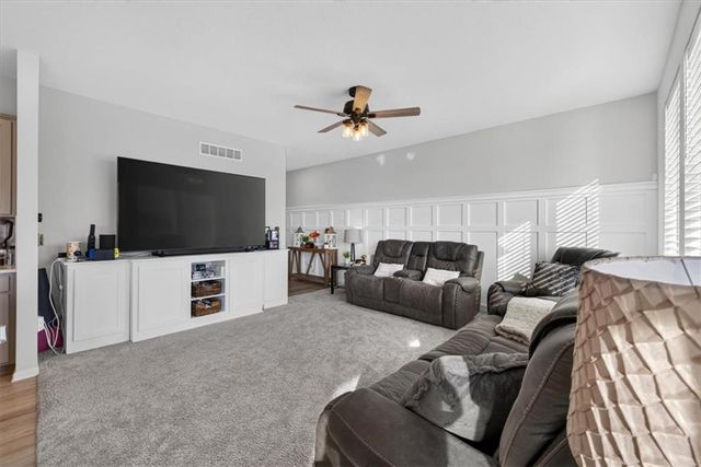27403 E Cedar Grove Drive, Lee's Summit, MO 64086